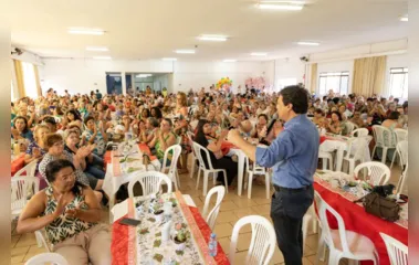 Confraternização de final de ano reúne 42 Grupos Conviver de Apucarana
