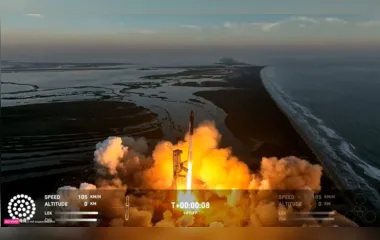 SpaceX perde contato com Starship após propulsor da nave explodir