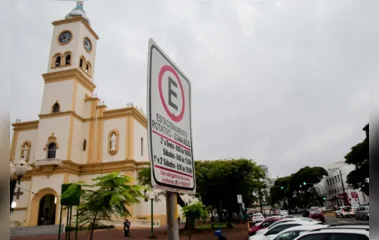 Prefeitura intensifica fiscalização no estacionamento rotativo