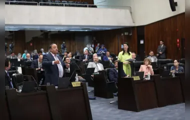 Assembleia Legislativa aprova aumento do ICMS no Paraná