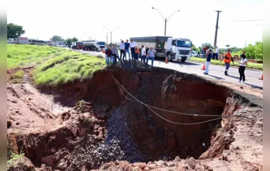 Obra emergencial vai recuperar trecho da PR-323 danificado por chuvas