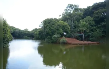 Parque é principal área verde urbana do município