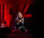 No sábado (3), a cantora Simone Mendes comanda do palco em Matinhos