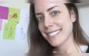 A influenciadora  tirou uma selfie em clima de despedida do seu longo cabelo