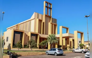 Apucarana tem 303 igrejas e templos