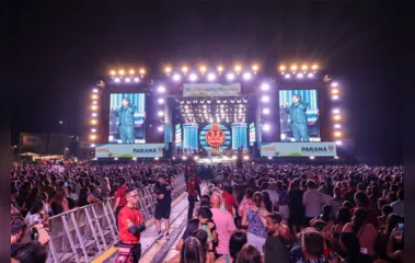 Raça Negra e Amado Batista emocionam mais de 100 mil fãs em shows