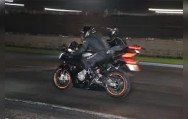 Motocicletas são apreendidas após denúncia de 'racha' em Arapongas