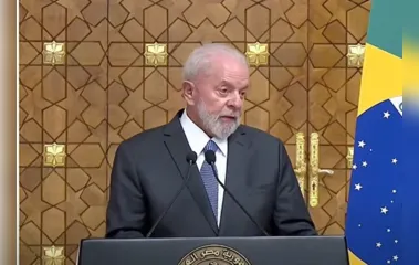 Pedido de impeachment de Lula reúne assinaturas de 113 deputados