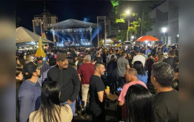 Show de Michel Teló atrai grande público em Apucarana; veja fotos