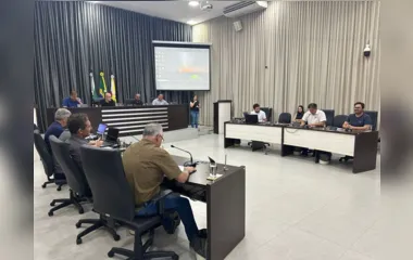 Câmara de Apucarana elege comissões na primeira sessão do ano