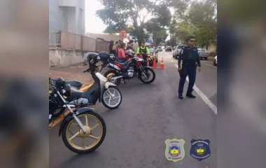 A operação foi realizada para coibir as infrações cometidas por motociclistas.