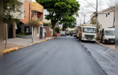 Rua Ponta Grossa recebe recape asfáltico