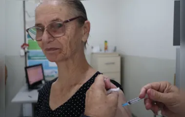 Arapongas alerta para baixa adesão às vacinas de influenza e dengue