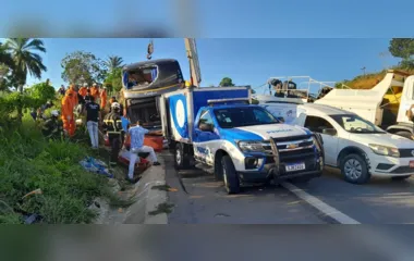 Acidente com ônibus de turismo deixa 9 mortos e 23 feridos na Bahia