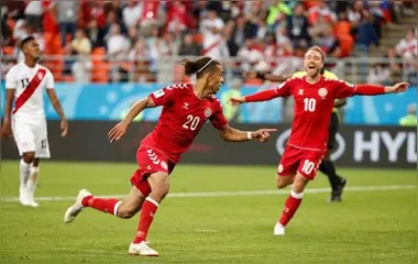 l​- Copa 2018: Peru e Dinamarca. Comemoração do primeiro gol da Dinamarca - foto: reprodução Agência Brasil/Max Rossi/Reuters