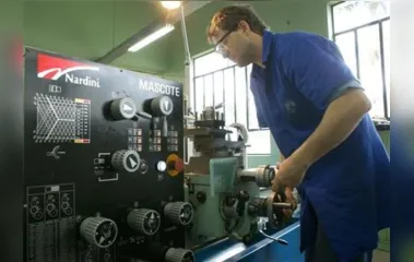 Agência do Trabalhador tem vaga para torneiro mecânico, entre outras - Foto: Reprodução/mercadolivre