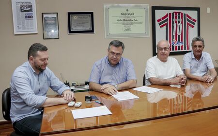 O projeto de lei do Poder Executivo Municipal está dentro das perspectivas do projeto “Conecta Apucarana”, idealizado pela ACIA- Foto - Edson Denobi Caldeira Divulgacao