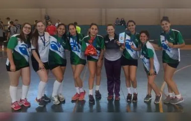 Elite ficou em primeiro lugar na categoria juvenil feminino da Copa Raça - Foto: Divulgação