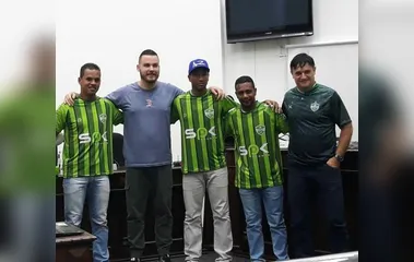 Arapongas Esporte Clube apresenta parte do elenco para a disputa da Terceirona