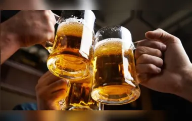 Foliões devem ficar em alerta com bebidas alcoólicas adulteradas no Carnaval