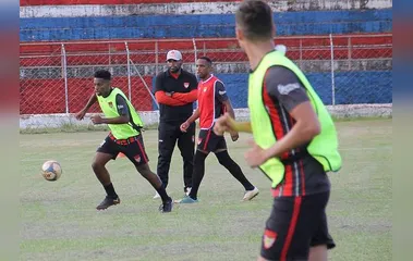 Índio Ferreira aguarda mais três reforços no Apucarana Sports