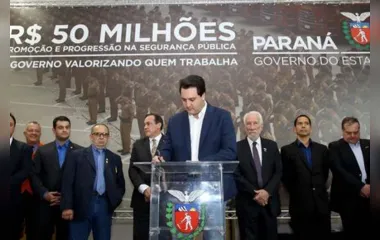 Governador autoriza 1.582 avanços de carreira de policiais do Paraná