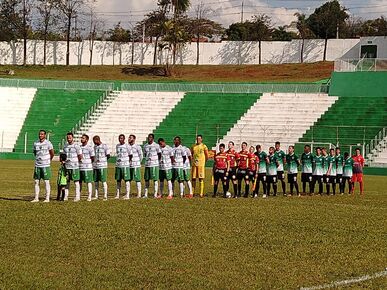 O Arapongas venceu o Verē por 3 a 1 no estádio dos Pássaros neste domingo pela Terceira Divisão - Foto: Fernando Bresciani - Divulgação