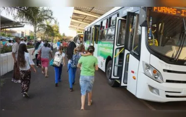 O transporte coletivo gratuito é custeado pela Prefeitura. (Foto: Arquivo/Ivan Maldonado)