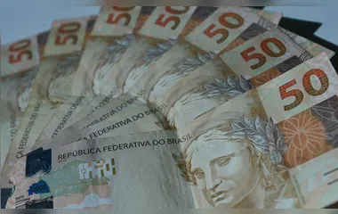 Brasileiros acreditam que inflação ficará em 5% nos próximos 12 meses