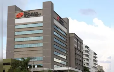 Hospital de Curitiba tem 20 colaboradores contaminados com a Covid-19