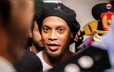 Ronaldinho fala pela 1ª vez sobre prisão: 'Nunca imaginei uma situação dessas'